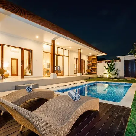 Umanala - 5 Min To Beach, Sleek Villa With Spacious Pool Area